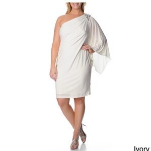 Plus size Ivory cold shoulder dress